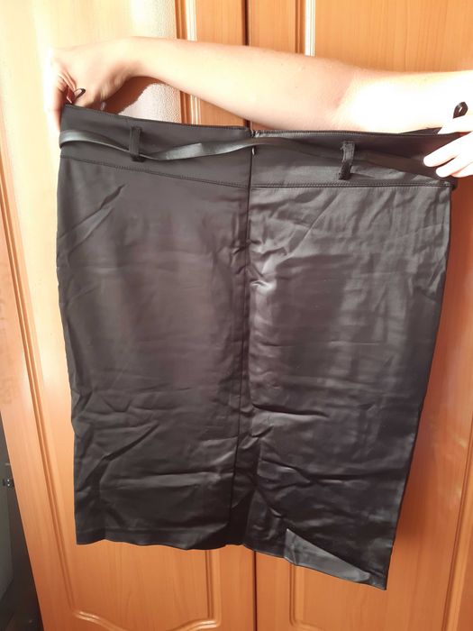 Продаю новые Юбки-2500