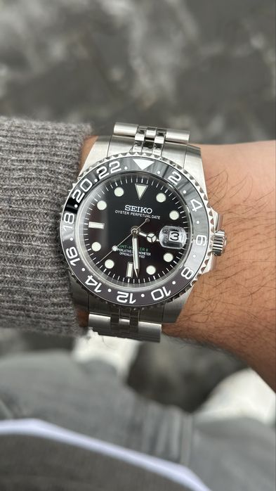 Ceas Seiko GMT Bruce Wayne Mod Automatic