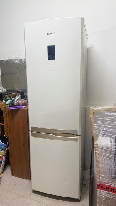 Холодильник двухкамерный