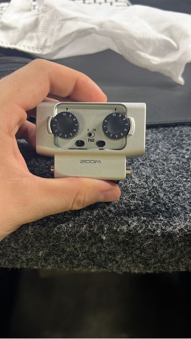 Zoom H8 рекордер