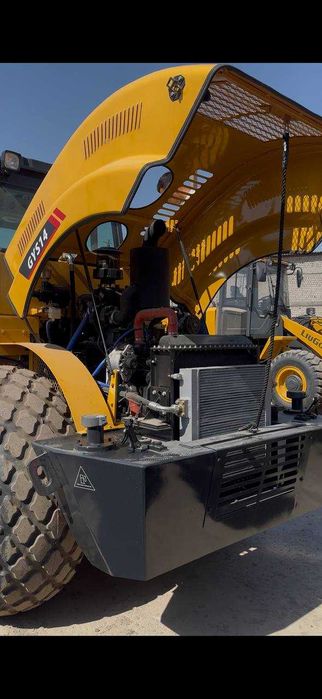 грунтовый каток Sinamach GYS14.  14 Тон