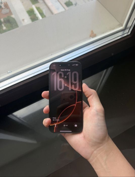 Iphone 16 pro.