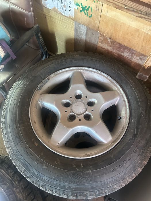 Диски с резиной мерседес r16