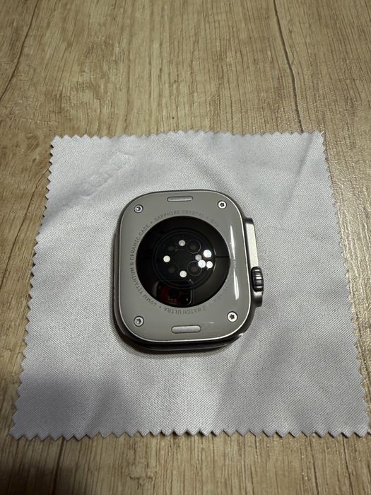 Apple Watch Ultra 1