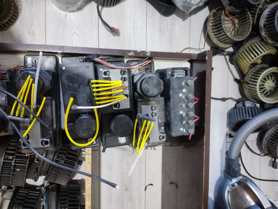 Мерседес 124 Мерседес 210 Мерседес 2012  w221 Маторчик Печки Радиатор