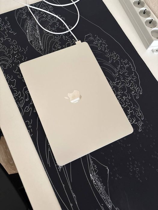 Macbook air m4 13.6