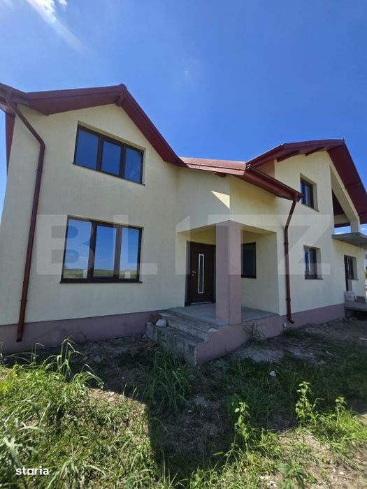 Casa solida P+M, 180 mp utili, 2 fronturi stradale – ideala pentru f