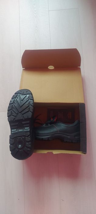 Работни обувки Панда 47номер
