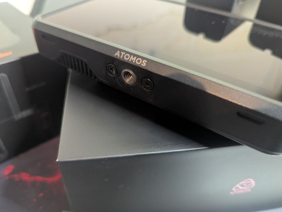 Atomos Zato Connect + SmallRig