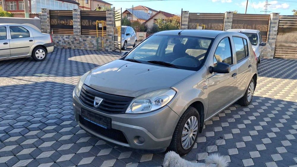 Dezmembrez Sandero 1.4 benzina