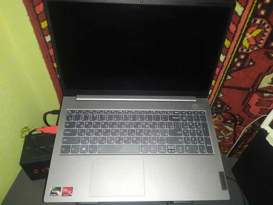 Ноутбук Lenovo ThinkBook