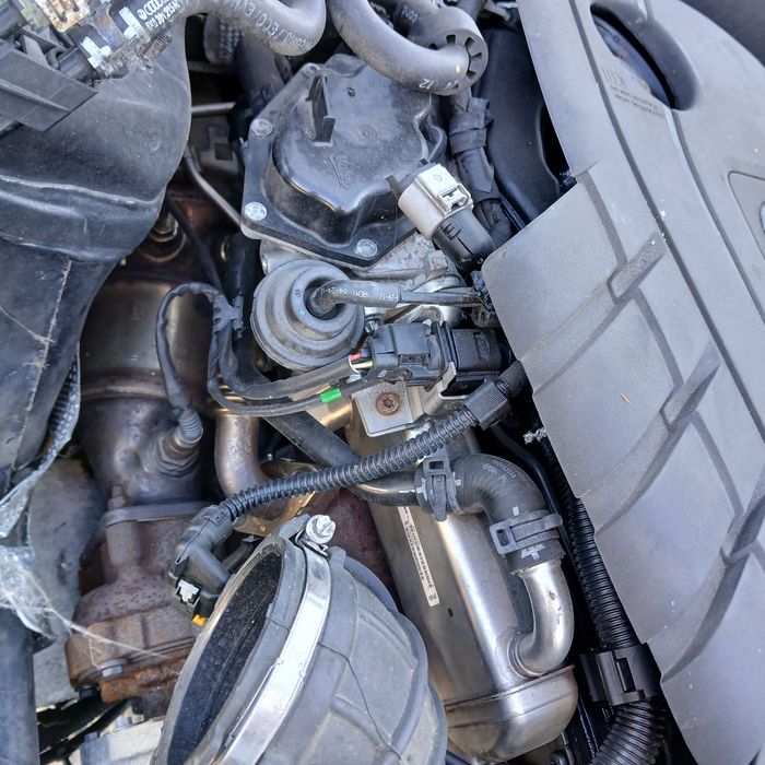 Racitor gaze egr audi a4 b8.5 a5 a6 c7 q5 2.0 tdi cgl cjc euro 5