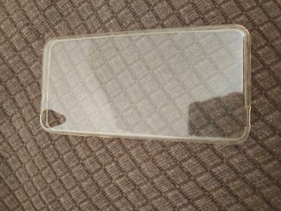 Продавам нови калъф, гръб и протектори LG G2 Mini и HTC Desire 820