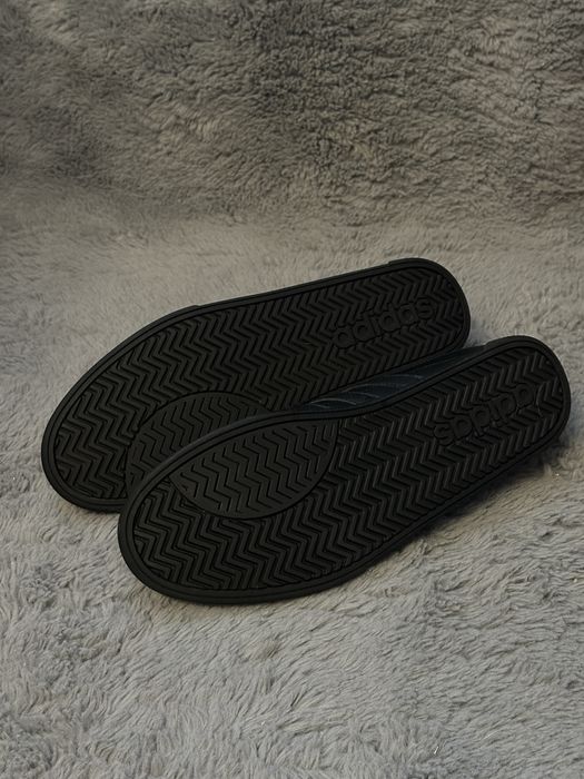 Продам Adidas OKOSU