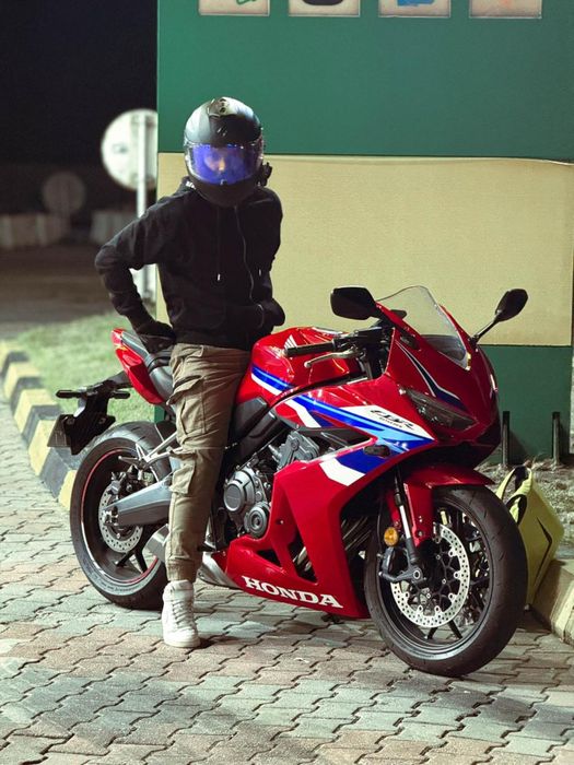 Vand Honda CBR 650R 2024