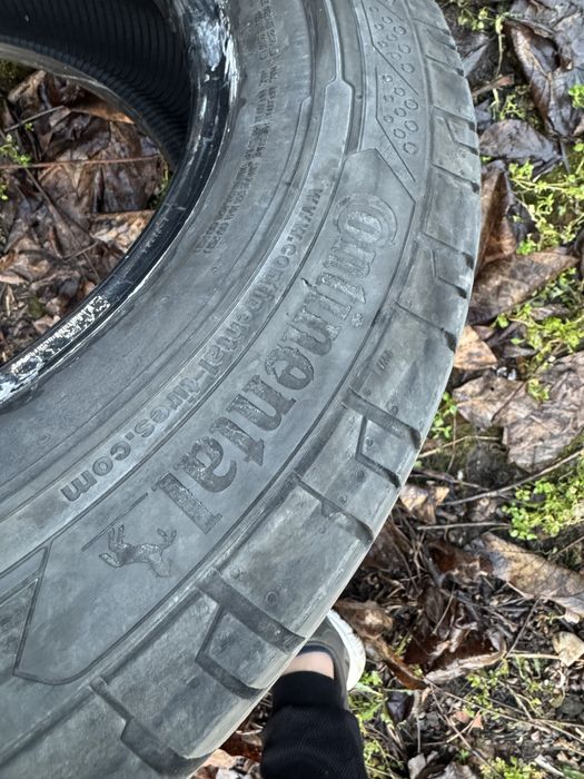 Гуми за бус 225/65/16c Continental