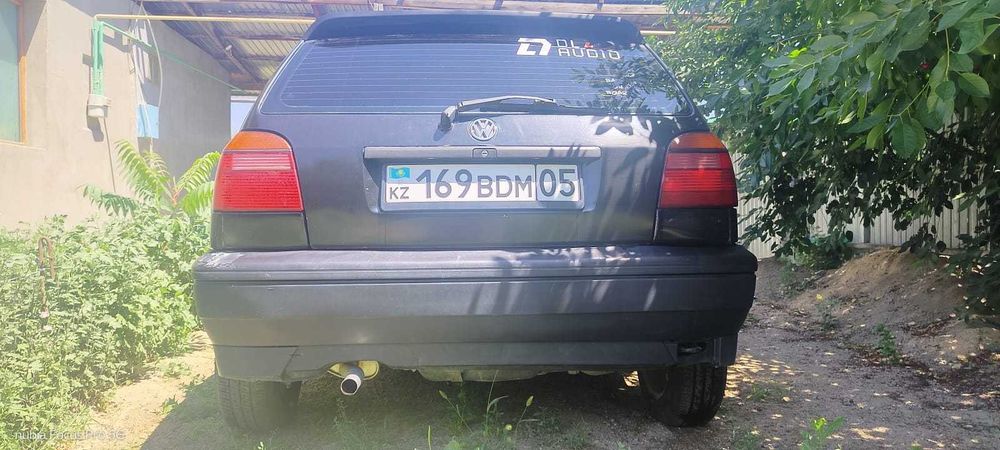 Продам Golf 3 1.8