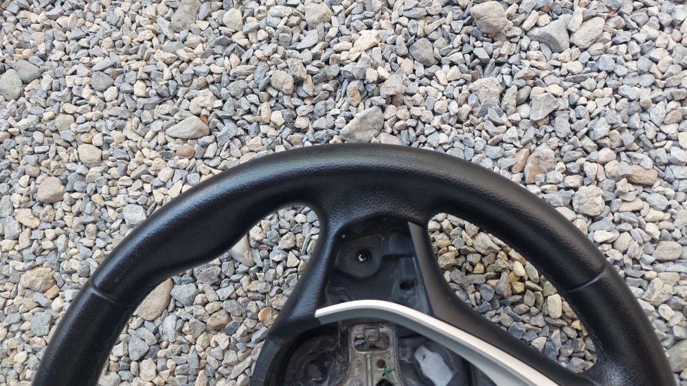 Волан  BMW F30 F31