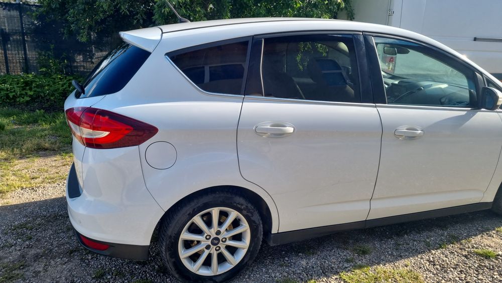 Vind Ford c.max Titanium