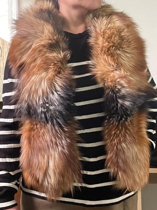 Продам шикарный натуральный воротник