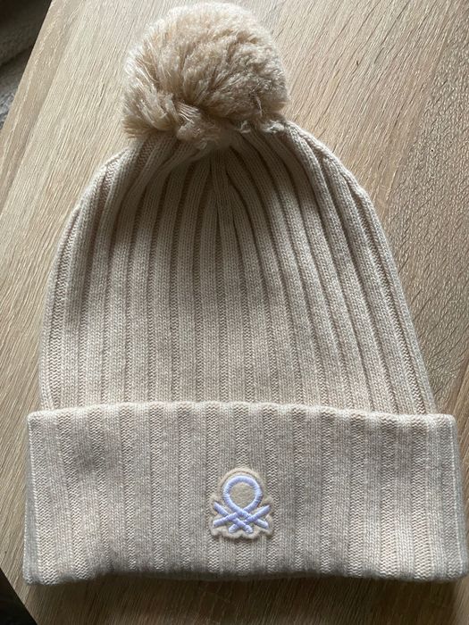 Зимна шапка Benetton