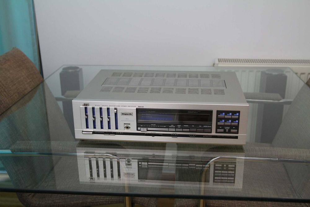 JVC RX-40 receiver cu egalizator 2 X 40 Wati 8 Ohmi