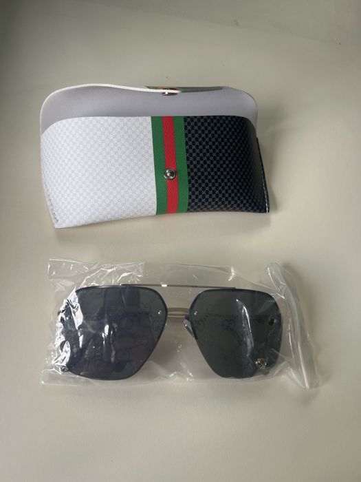 Ochelari albastri Gucci