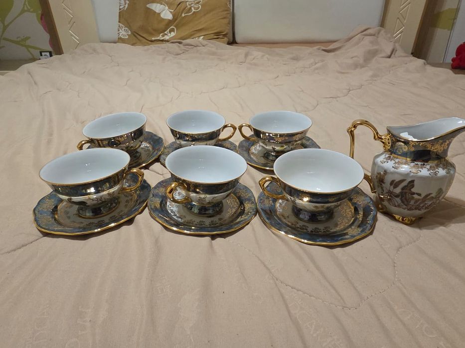 Два различных сервиса.