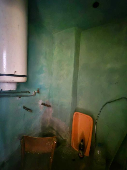 Къща "близнак" в с. Петокладенци обл. Плевен