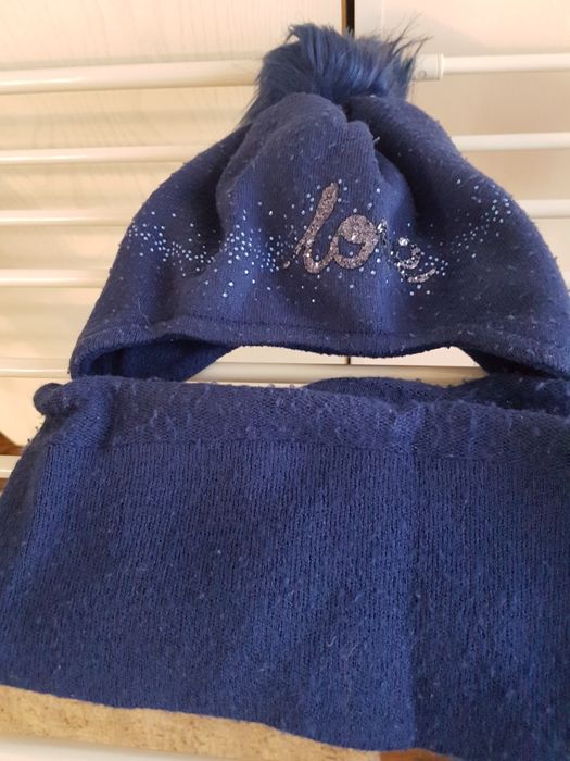 Продам шапки на девочку и мальчика Польша