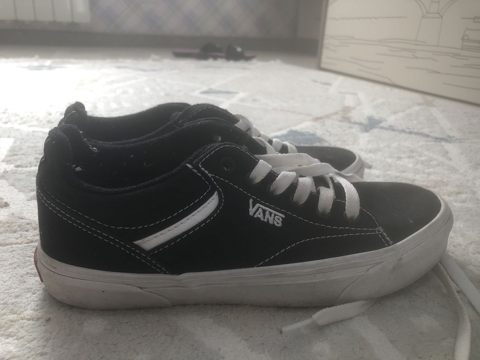 Кроссовки Vans