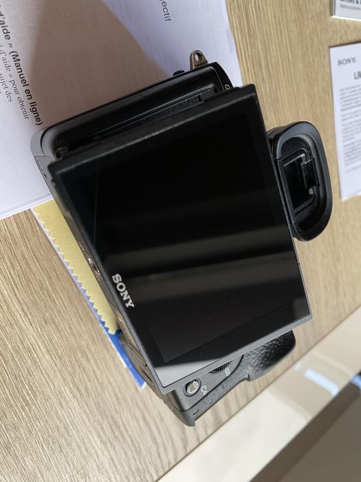 Sony A7S II + 64GB карта памет + 7 батерии