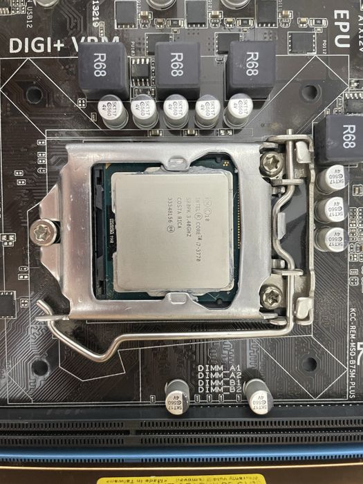 Материнская плата B75M Plus  и процессор core i7