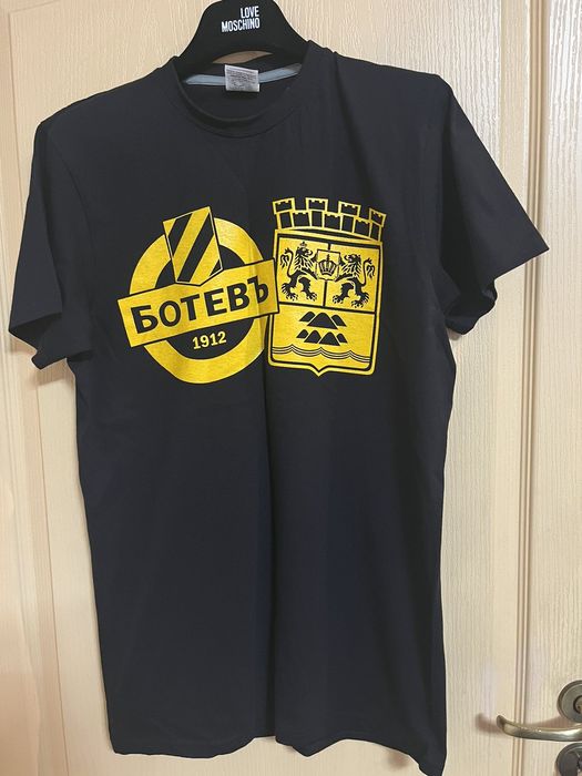 Дамска блуза на Ботев Пловдив