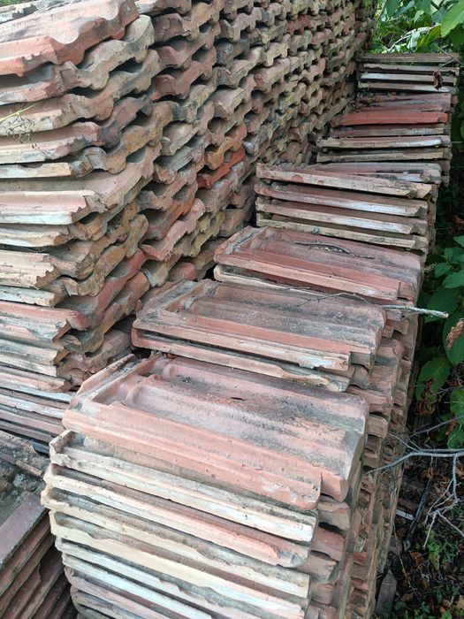 Продавам двуканални цигли