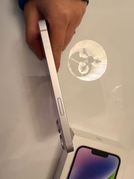 Iphone 14 128gb 78% baterie culoare mov deschis