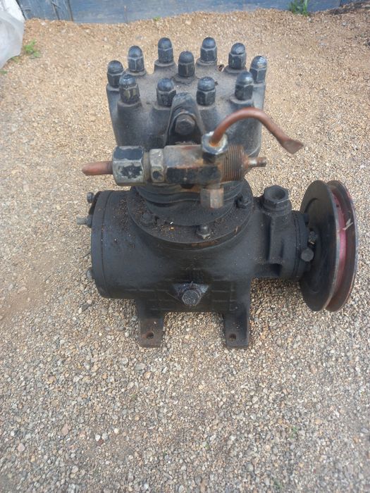 Компрессор двух целиндровый