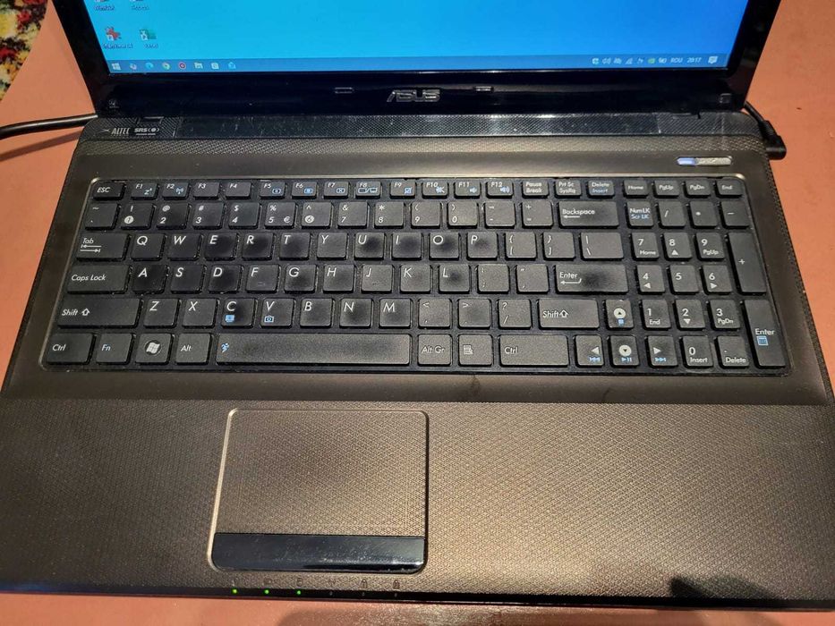 Laptop 15.6" ASUS K52JC Intel Core i3-370M 2.4GHz 8GB DDR3 120GB SSD