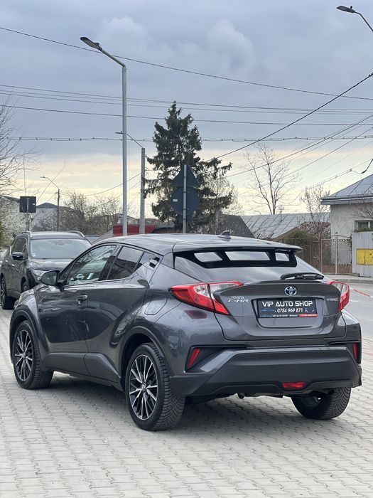 Toyota C-HR HYBRID 2018 / 1.8 hibrid 122 CP/ EURO 6/ incalzire/ piele/ distinctive/ distronic/ parcare automata/ PARC AUTO