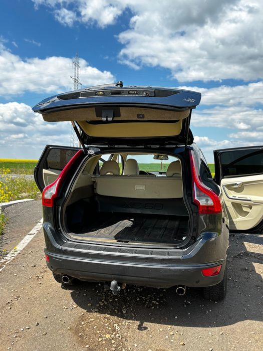 Vand volvo xc60 urgent accept orice test