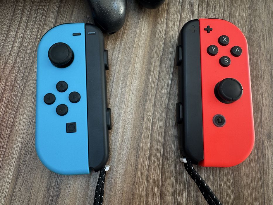 Nintendo Switch Joy-Con, Dock, Adapter, Аксесоари