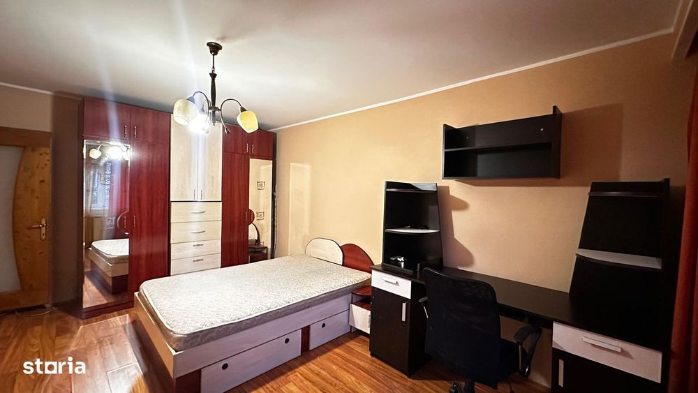 Apartament 3 camere decomandat IC Frimu