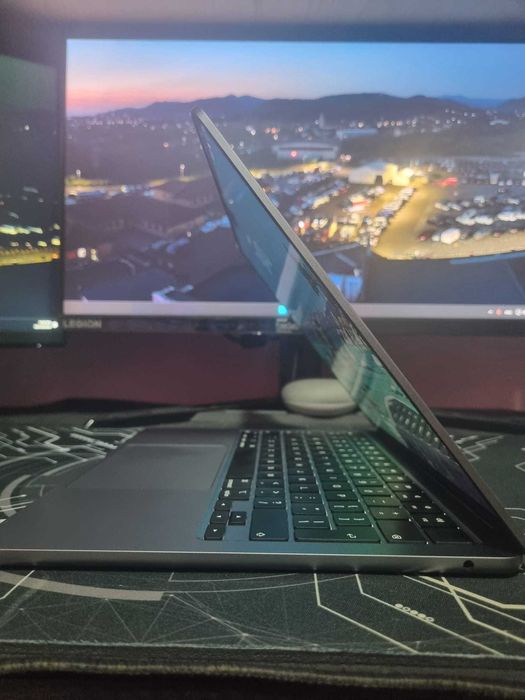 Macbook Air M2 - 512gb SSD - 8gb Ram - 100% baterie