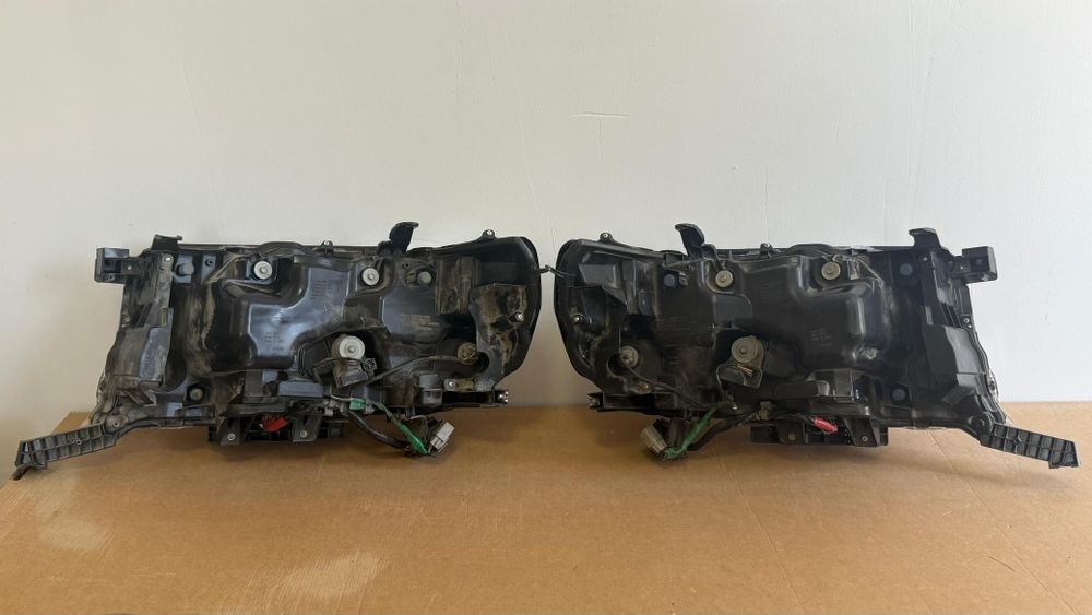 Фары Land Cruiser 200