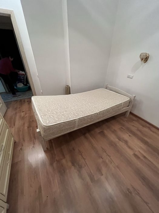 Односпальная кровать