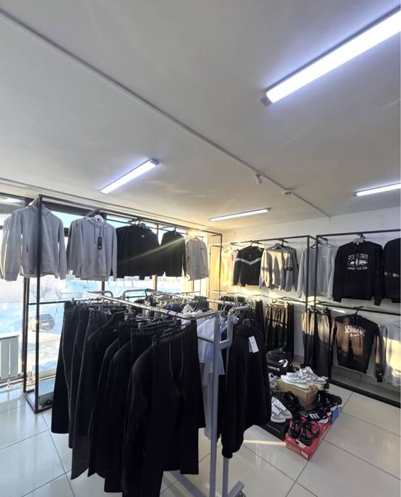 Продам магазин одежды