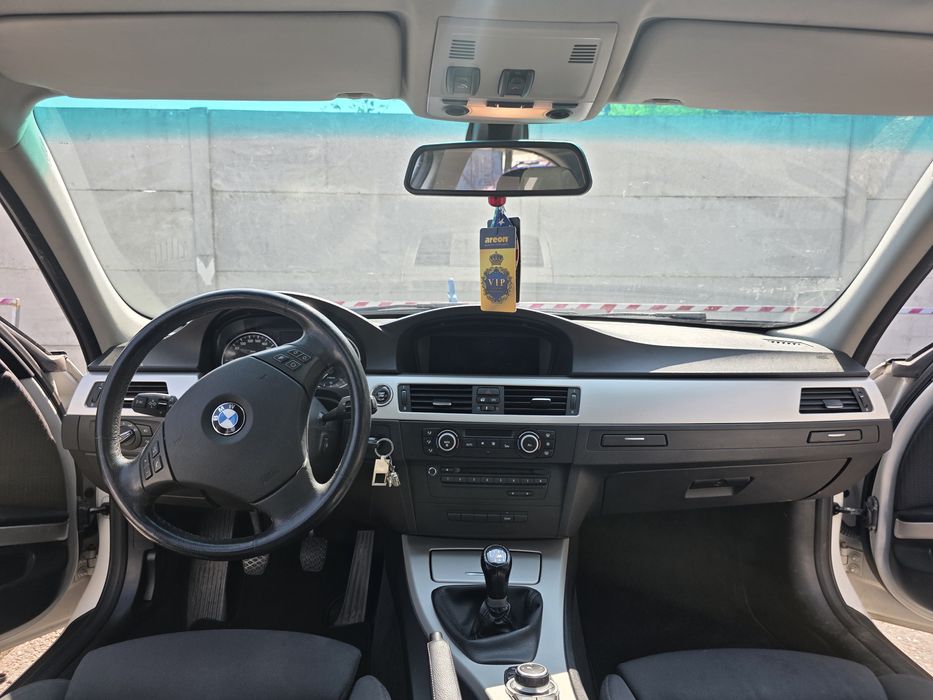 BMW Seria 3 E90 2010