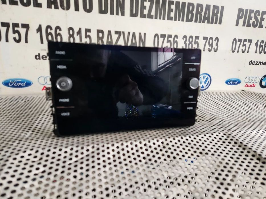 Display Navigatie 8 Inch Vw Tiguan Passat B8 T-Roc Golf Polo Cod 5GA Dezmembrez Vw T-Roc - Dezmembr