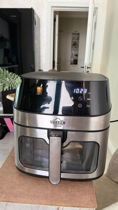 Продам аэрогриль UAKEEN
