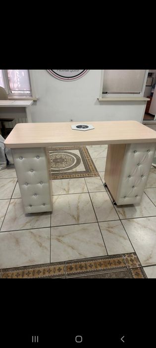 Стол для маникюра
